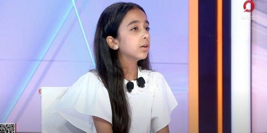 عزف وغناء وكتابة قصص.. «ميريام» طفلة مصرية تبدع بروح الكبار - ايجي سبورت