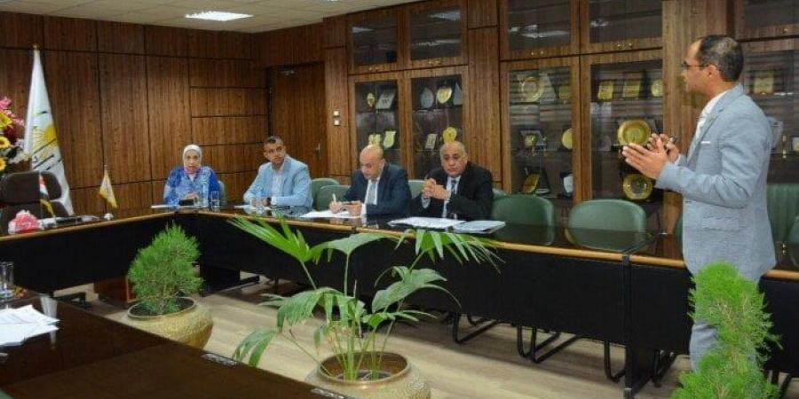 جامعة أسيوط تنظم ورشة عمل حول «مقاييس التقدير لتقييم الملفات الإلكترونية للكليات» - ايجي سبورت