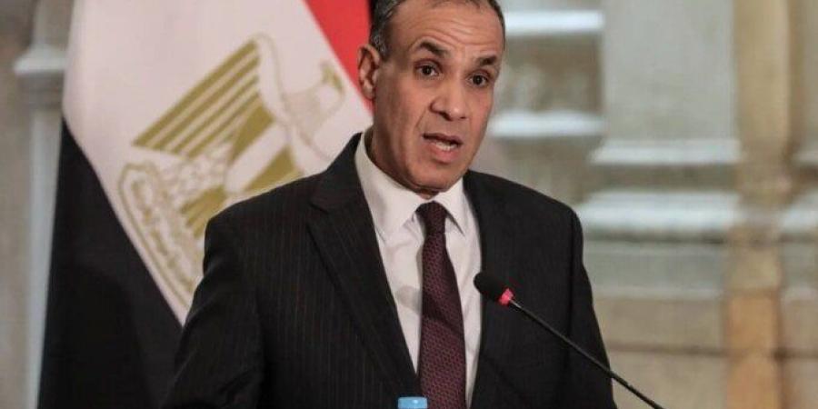 وزير الخارجية يلتقى ممثلي كبرى الشركات الخاصة وأعضاء الغرفة التجارية في غينيا الاستوائية - ايجي سبورت
