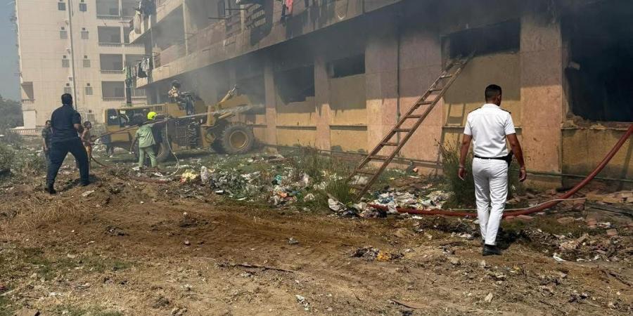 ضابط شرطة يُنقذ 3 أطفال من حريق هائل في جمصه - ايجي سبورت