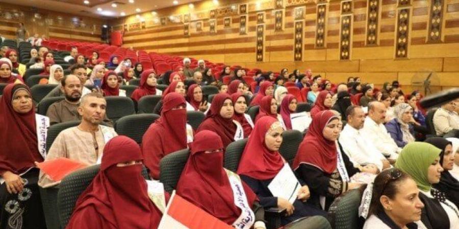 «الفاو و الزراعة» بالمنيا: تكريم 150 مزارعًا ضمن مشروع «تمكين المجتمعات الريفية» لزيادة إنتاجية المحاصيل - ايجي سبورت
