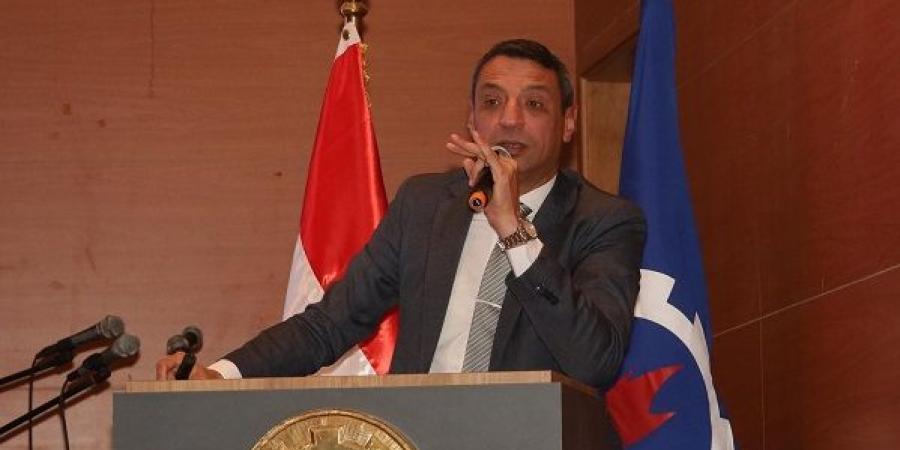 محافظ السويس:نبذل كل الجهود من أجل المواطن - ايجي سبورت