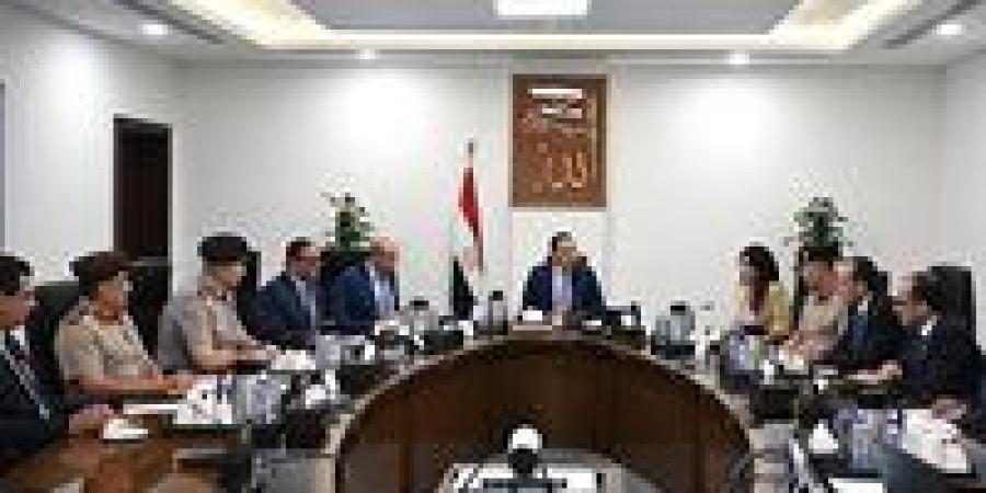 رئيس الوزراء يتابع الإجراءات التنفيذية لمشروع «مبنى 4» بمطار القاهرة الدولي - ايجي سبورت