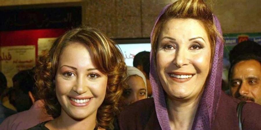"عيب".. أول تعليق من منة شلبي على خبر وفاة والدتها زيزي مصطفى - ايجي سبورت