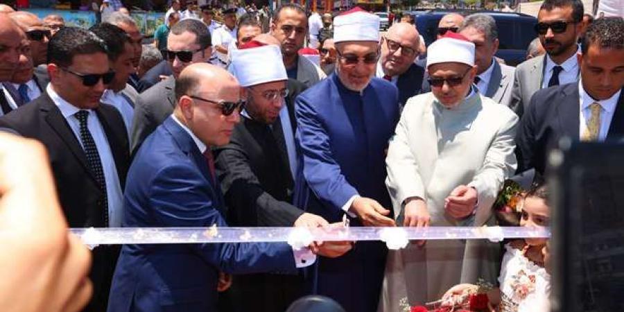 وزير الأوقاف ومحافظ كفرالشيخ يفتتحان تطوير ميدان مسجد الدسوقى - ايجي سبورت
