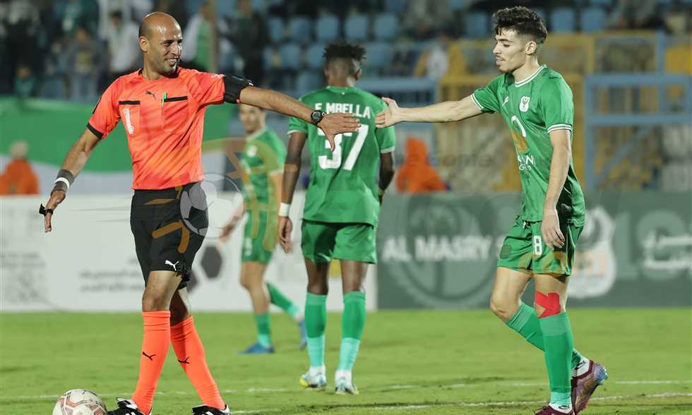 التعادل السلبي: فاركو والمصري في مباراة متكافئة