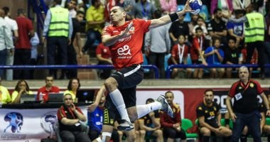 الأهلي يتقدم بفارق مثير في الشوط الأول من نهائي السوبر الأفريقي لليد ضد الترجي التونسي