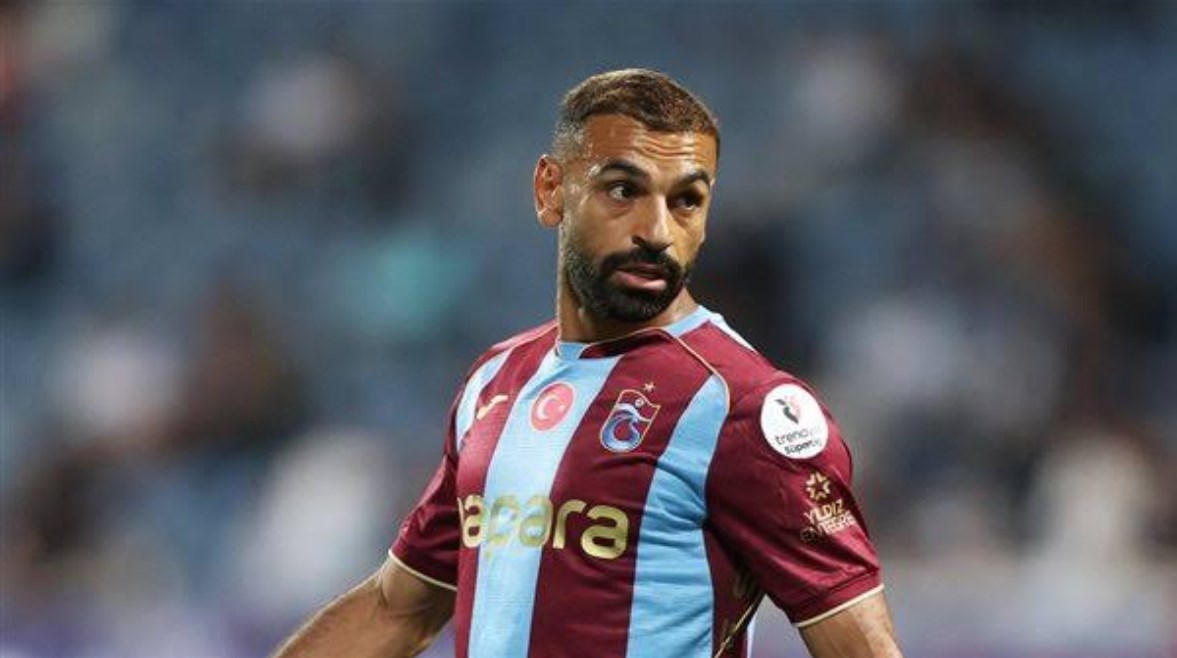 مدرب طرابزون يثير حماس الجماهير بمفاجأة مرتقبة تتعلق بنجم ليفربول محمد صلاح في دوري أوروبا