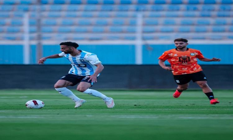 البنك الأهلي يفجر المفاجأة ويتغلب على بيراميدز 3-2 في مباراة ودية استعدادًا لبطولة دوري أبطال أفريقيا