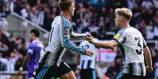 نيوكاسل يتعادل بشكل دراماتيكي مع بورنموث في مباراة مثيرة بالدوري الإنجليزي